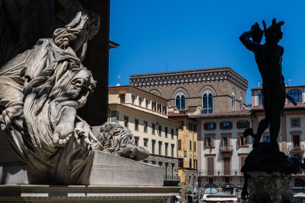 Palazzo Signoria Luxury 5 - Nettuno Apartment *