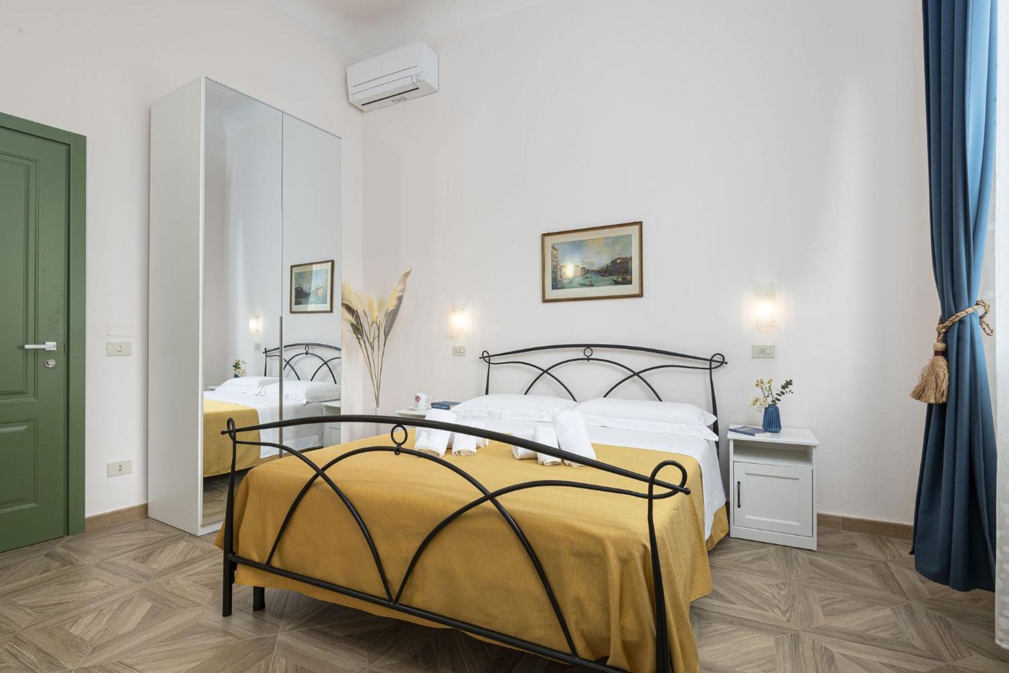 Cadorna In Guest house *
