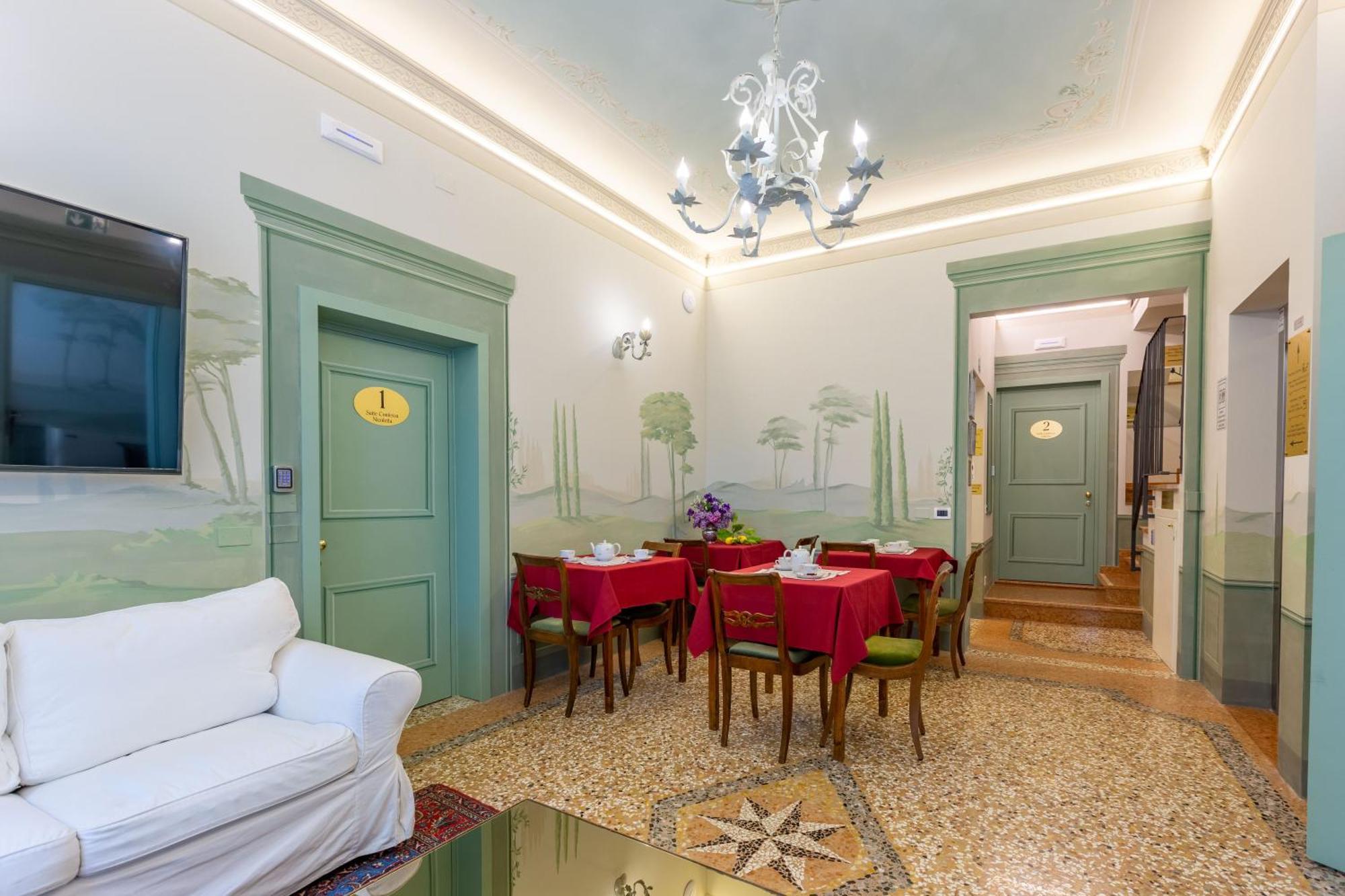 Couette-café Tortorelli 3*