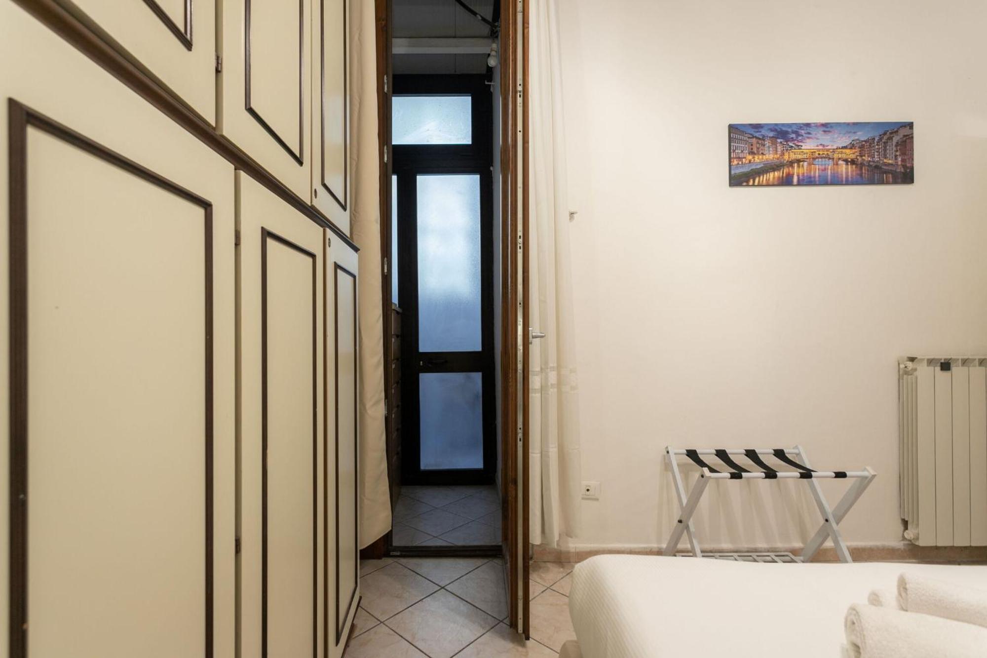 La Bottega Di Botticelli By Halldis Apartment