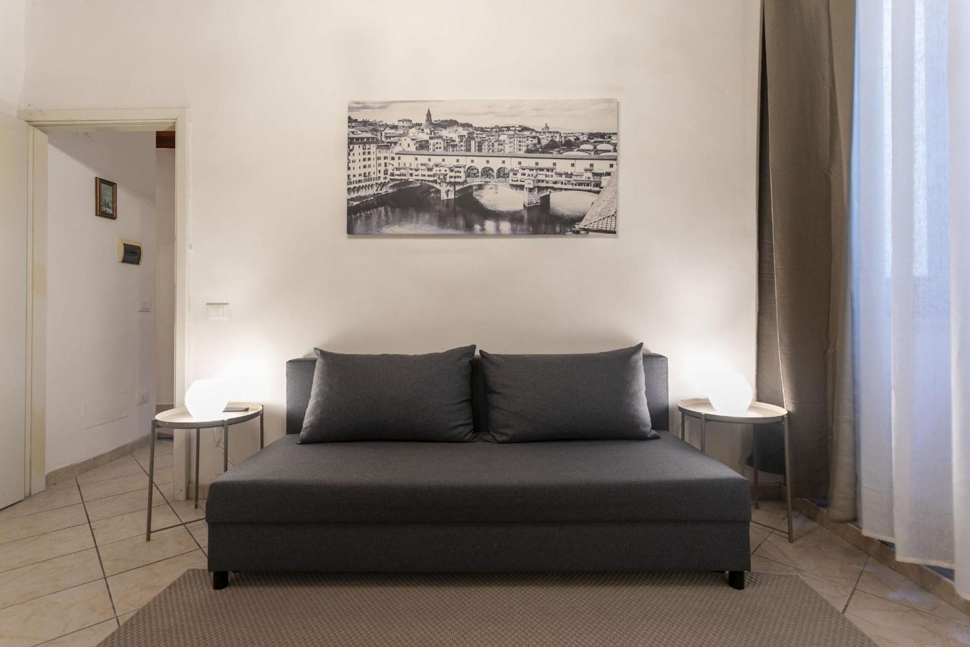 La Bottega Di Botticelli By Halldis * Florence