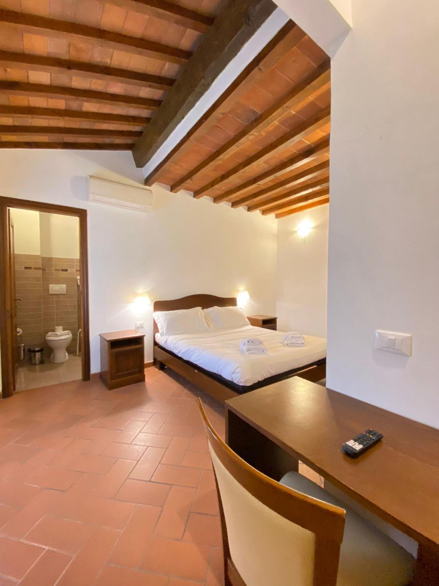 Casale Dei Cento Acri 2*