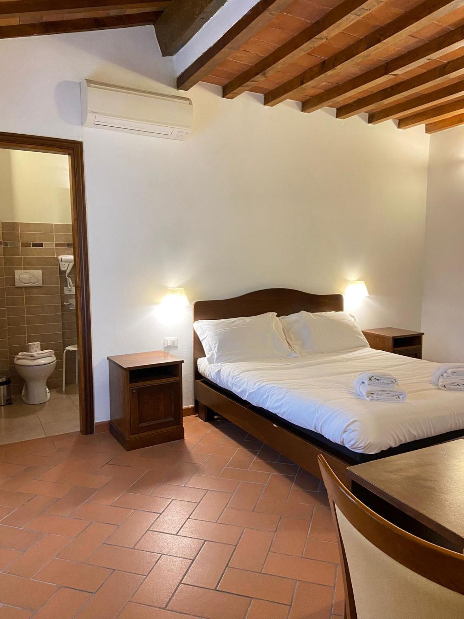 Couette-café Casale Dei Cento Acri 2*