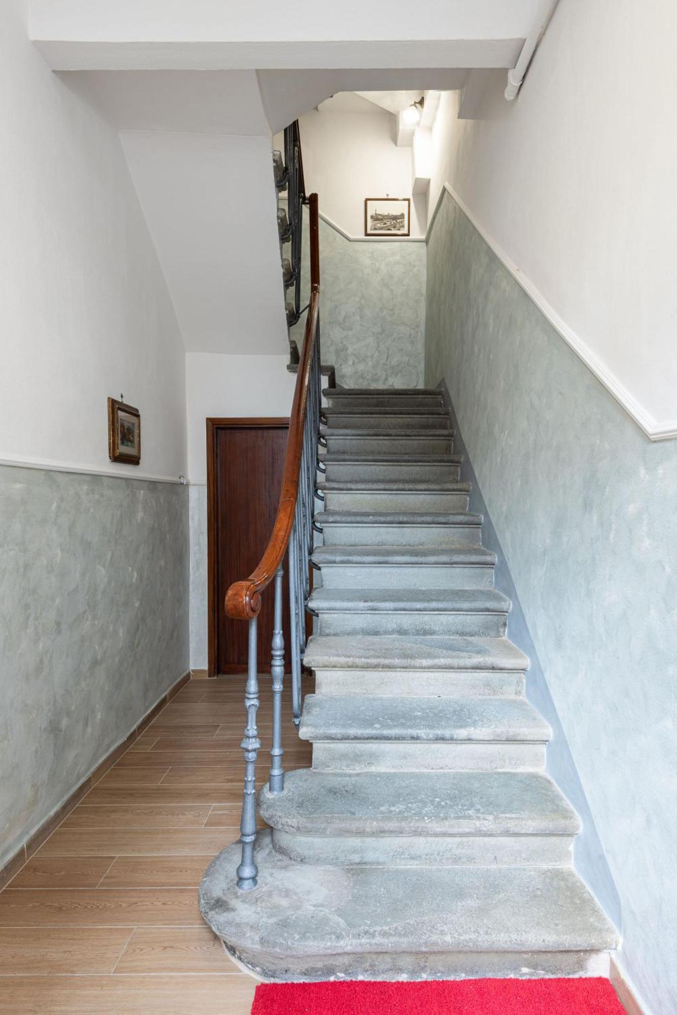 Cadorna In Guest house Florence
