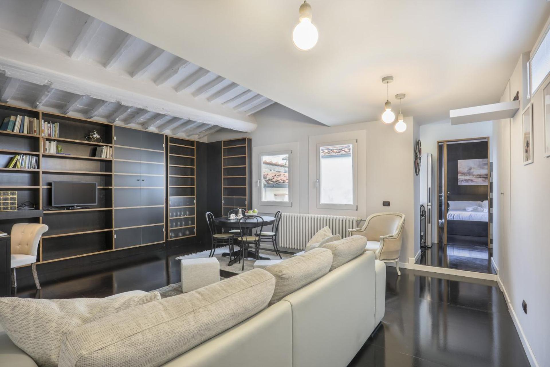 Virgilio - Sweet Dreams In Apartment Florence