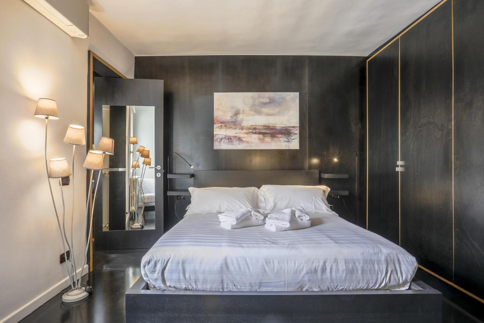 Virgilio - Sweet Dreams In Apartment