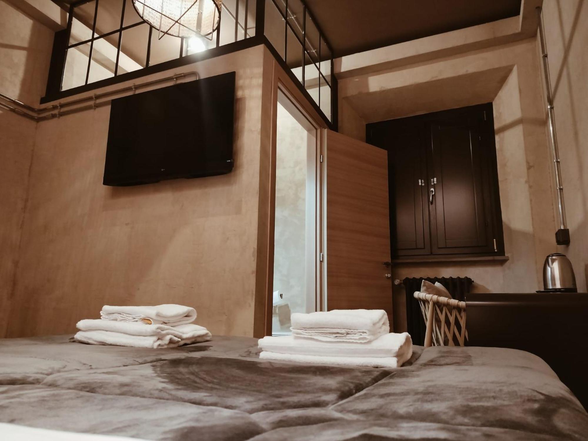 & 7 Auberge de jeunesse Florence