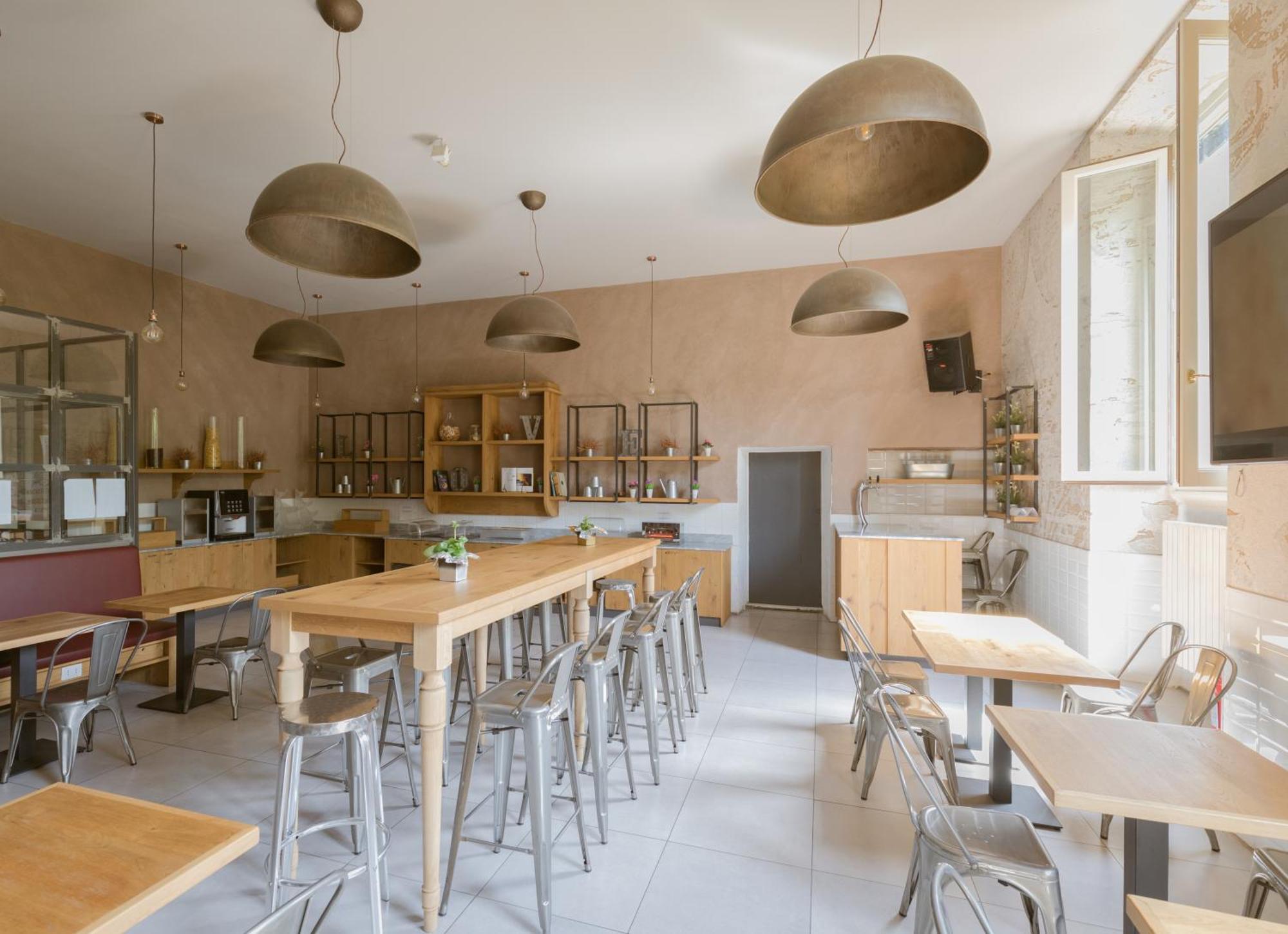 & 7 Auberge de jeunesse Florence