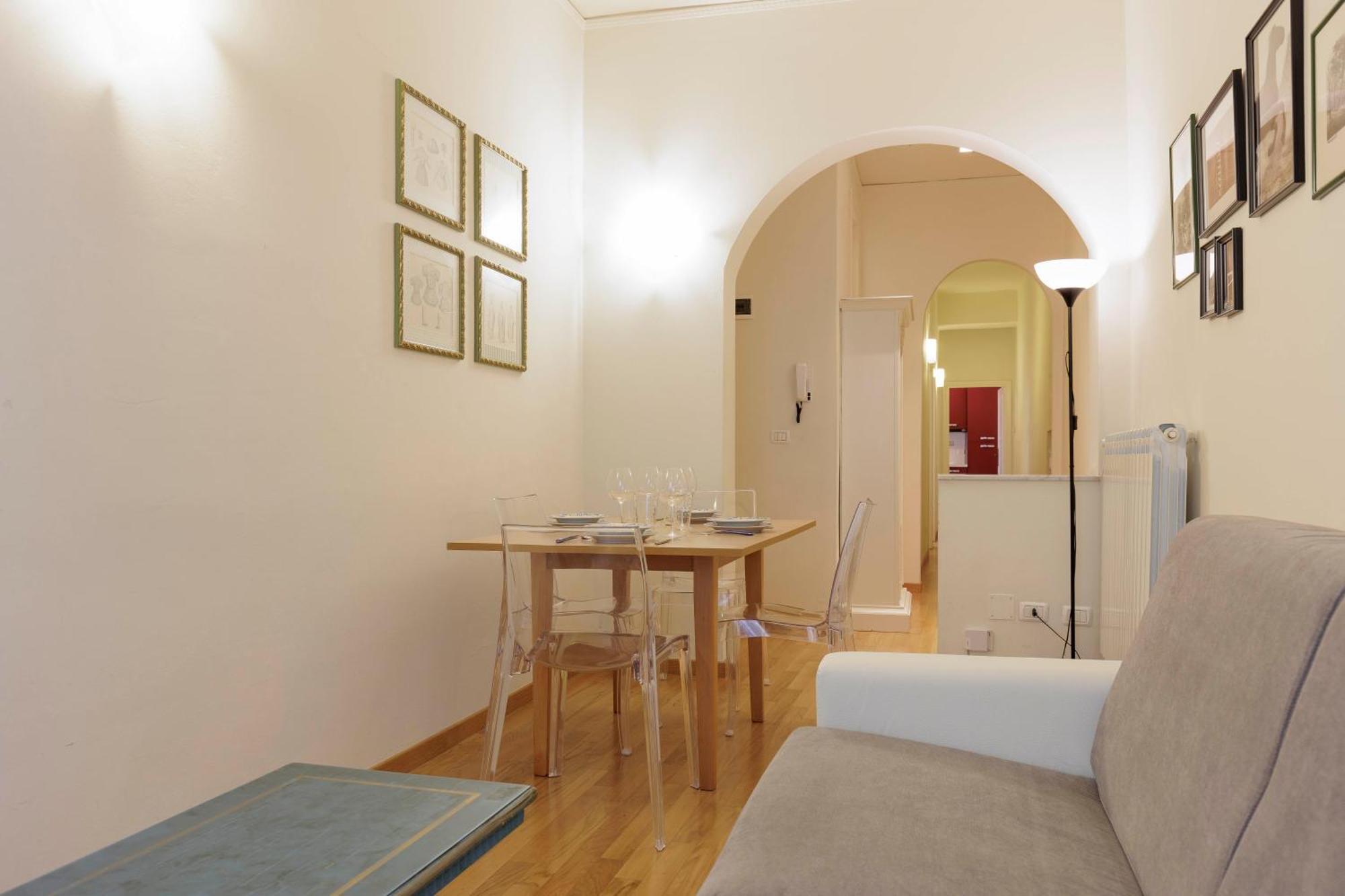 Apartment Borgo Pinti Living Florence