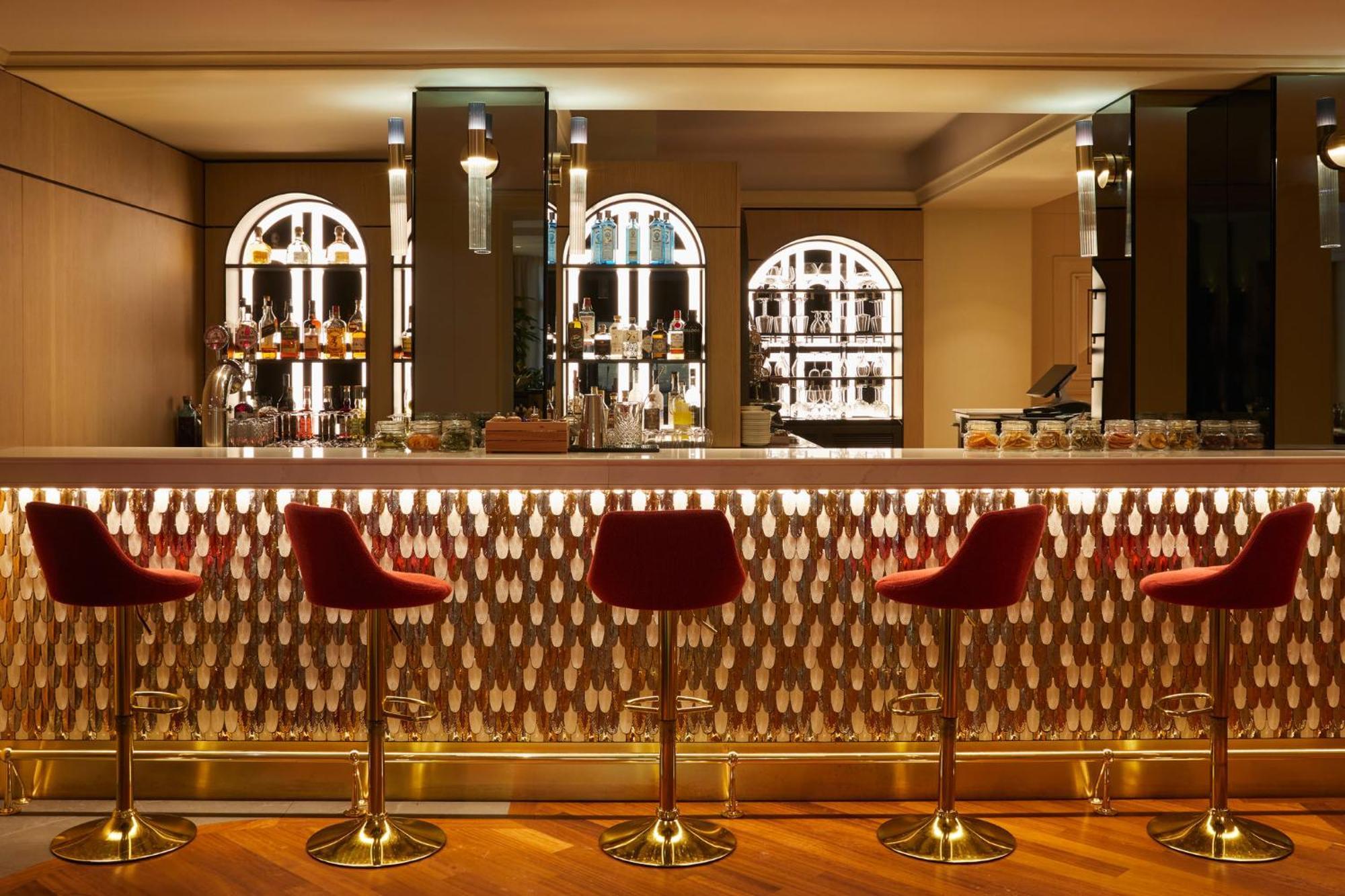 Hotel Indigo By Ihg 4*