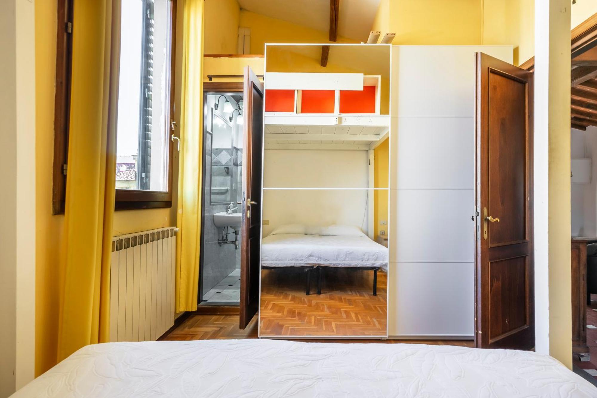 Apartment Guelfa 28 *