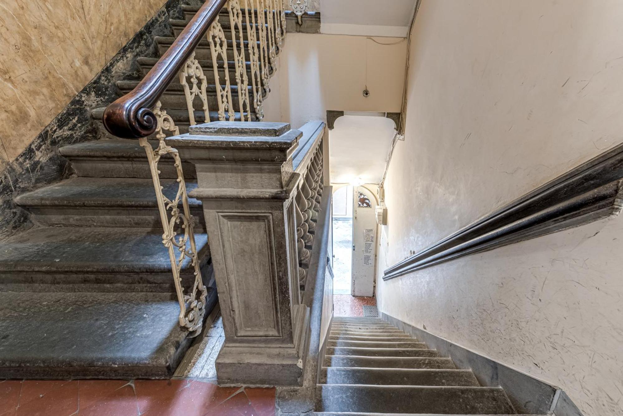 Apartment Quiet Independent At The Duomo *