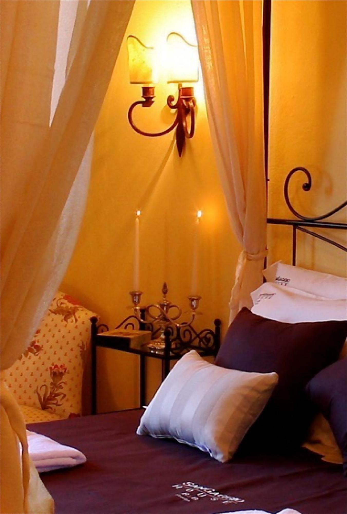 Couette-café Sangaggio House