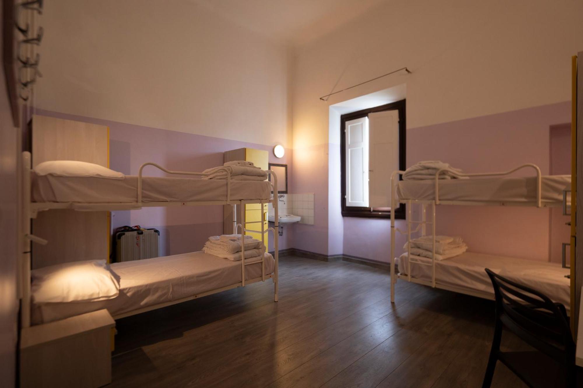 Auberge de jeunesse & 7 Florence