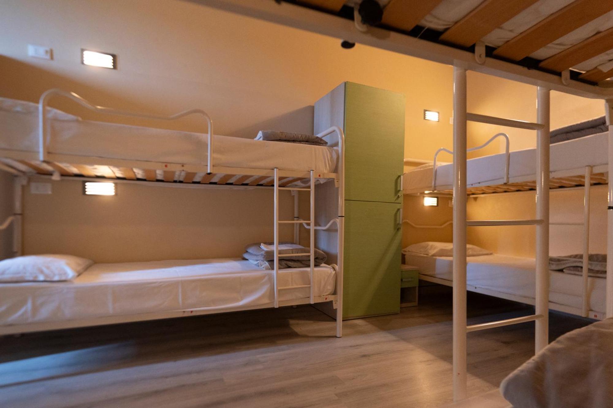 Auberge de jeunesse & 7