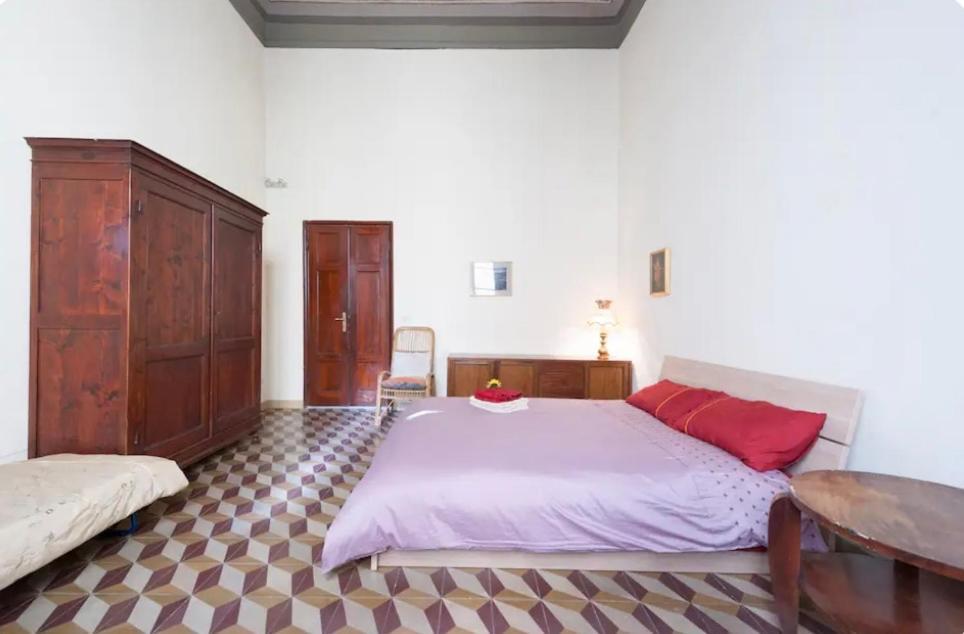 Couette-café In The Heart Of Florence