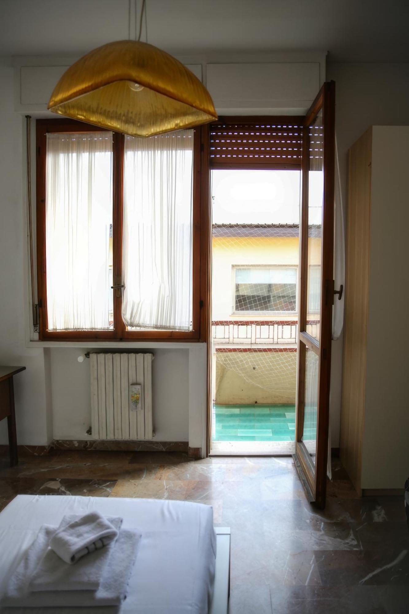 Quaint 2-br Outside Ztl Appartement *