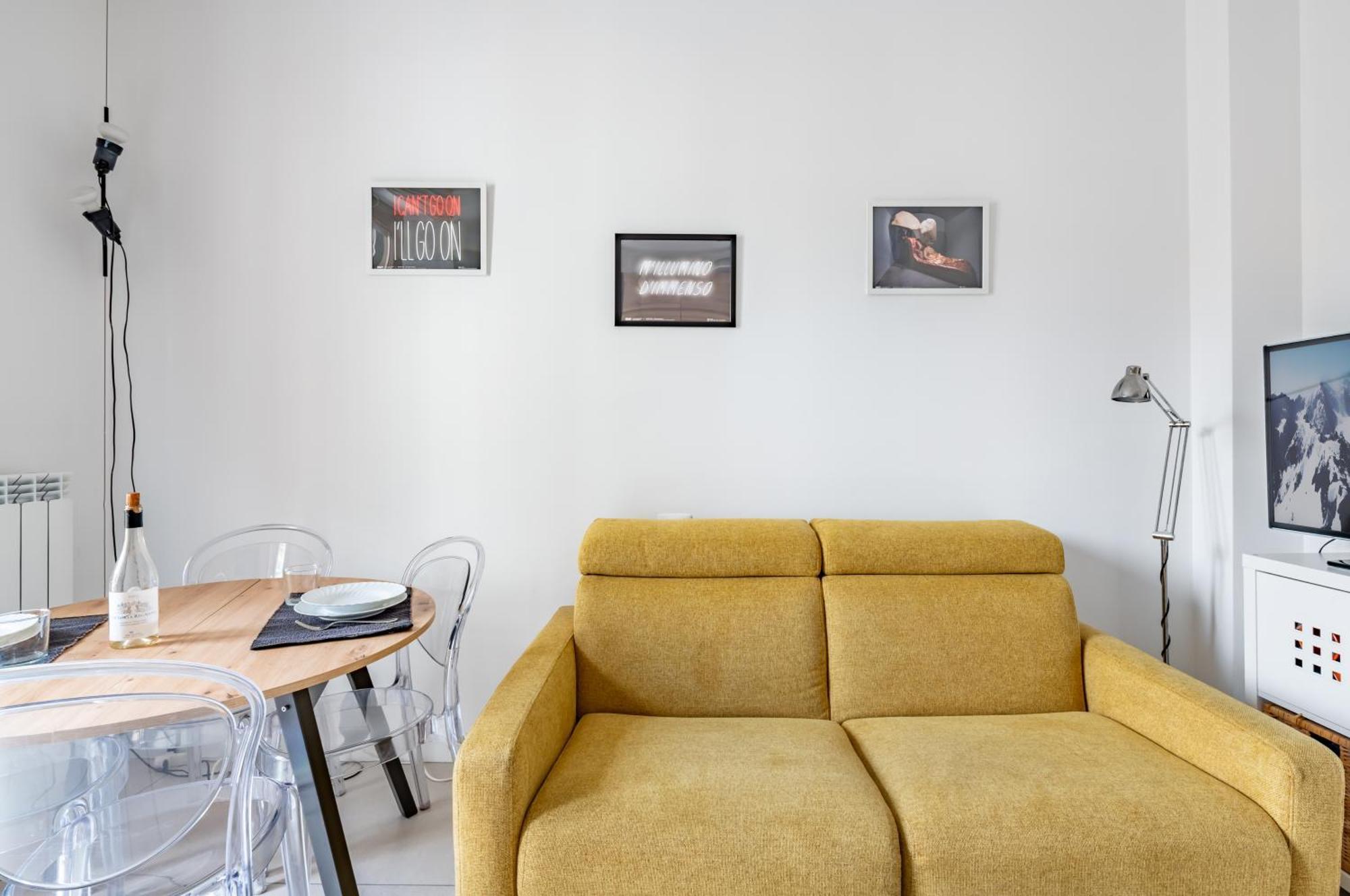 Maragliano And San Jacopino Flat With Balcony Appartement