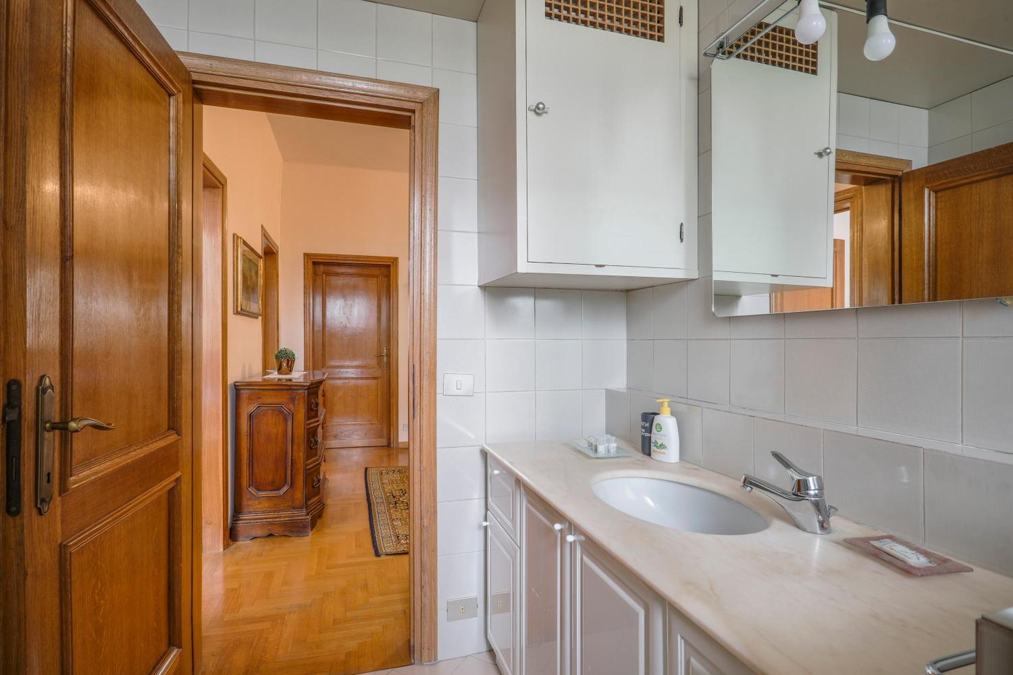 Spacious 3 Bedroom Appartement *