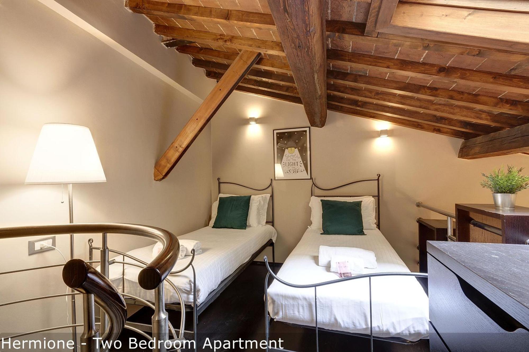 Apartment Calzaiuoli By Mamo Florence