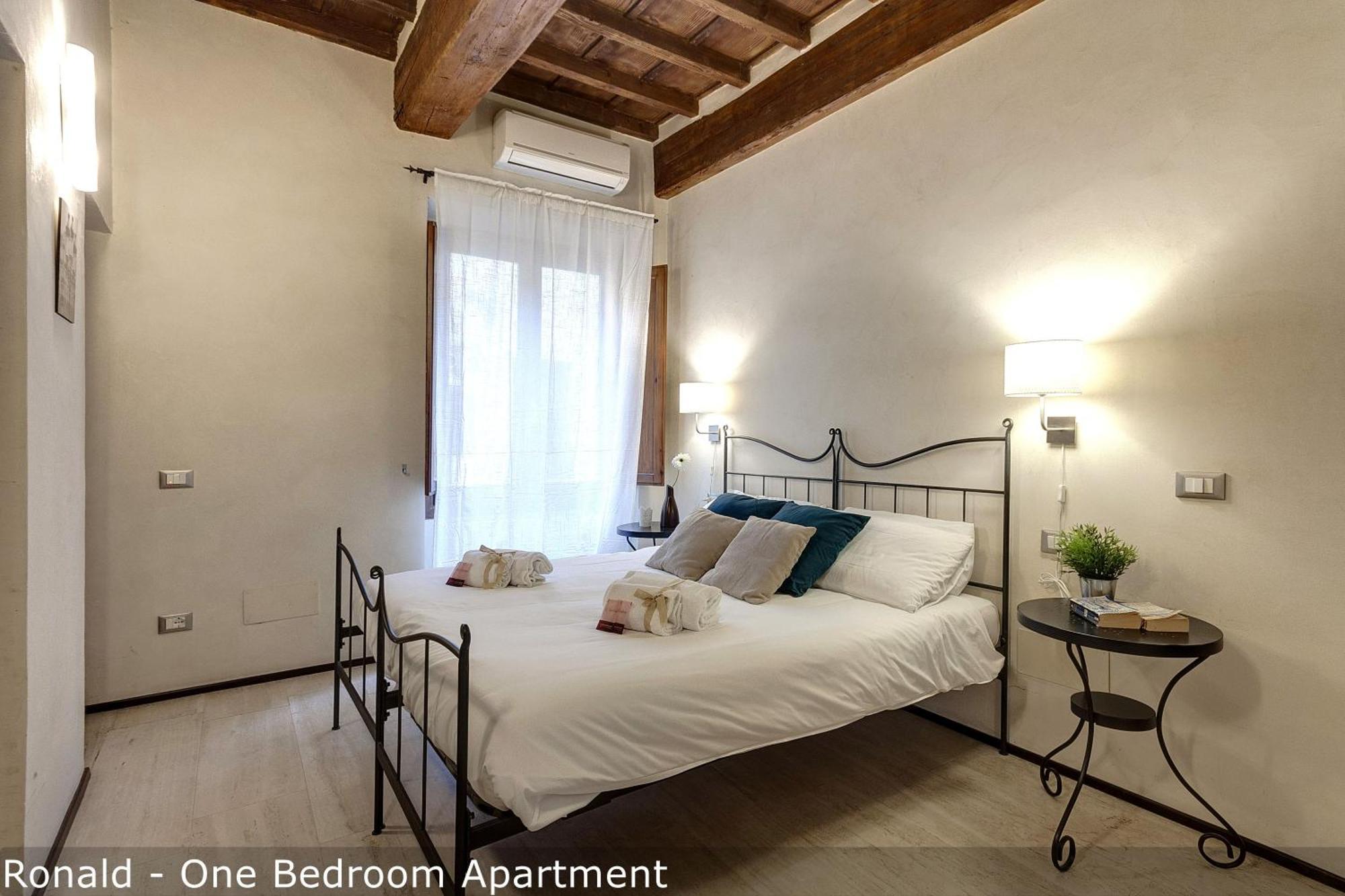 Apartment Calzaiuoli By Mamo Florence