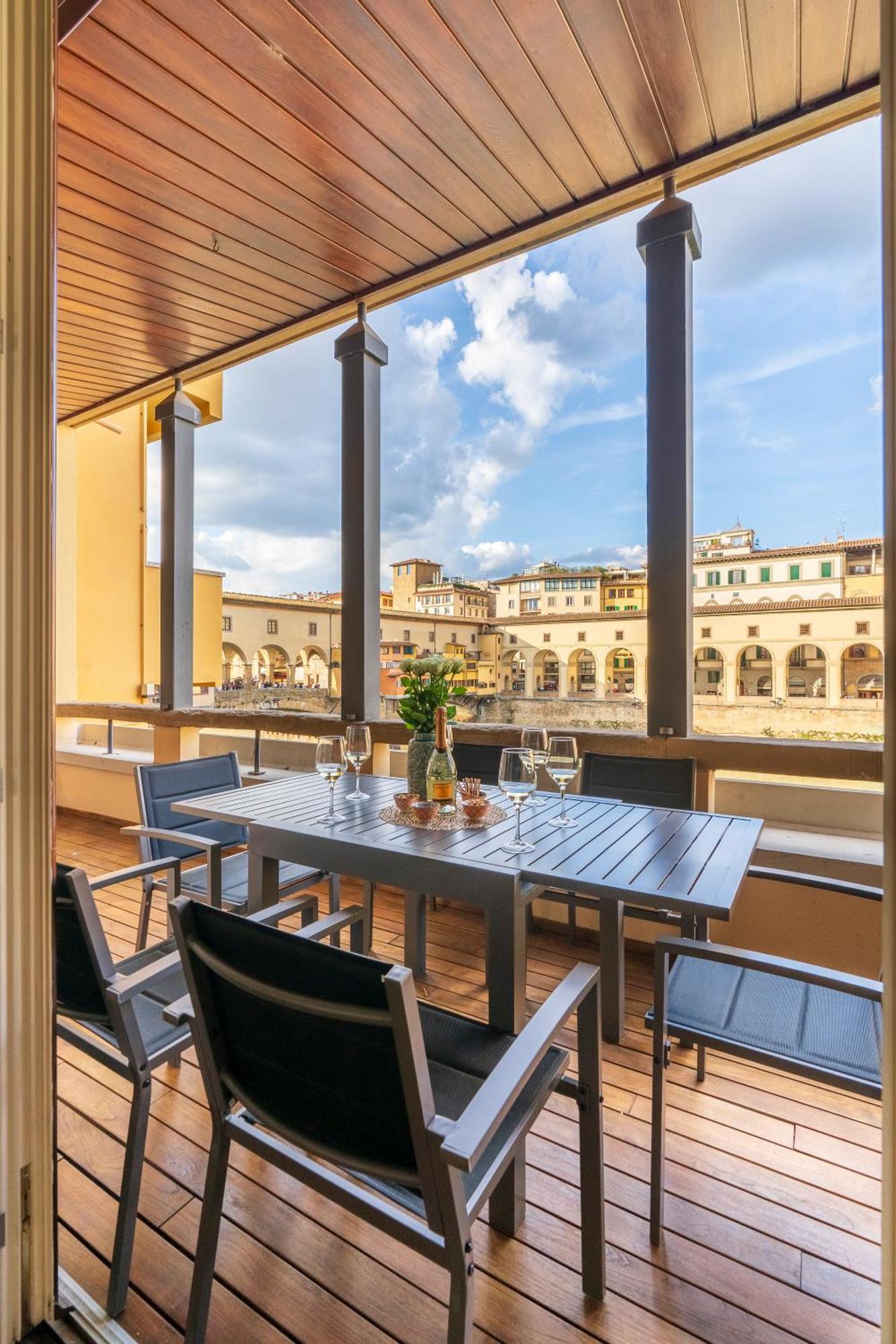 Terrace On Ponte Vecchio -dream View- *