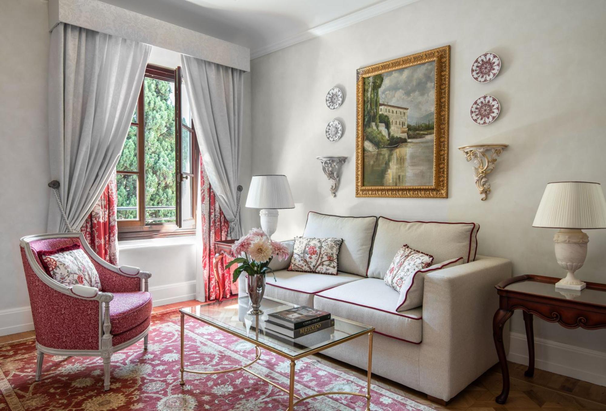 Four Seasons 5* Florence