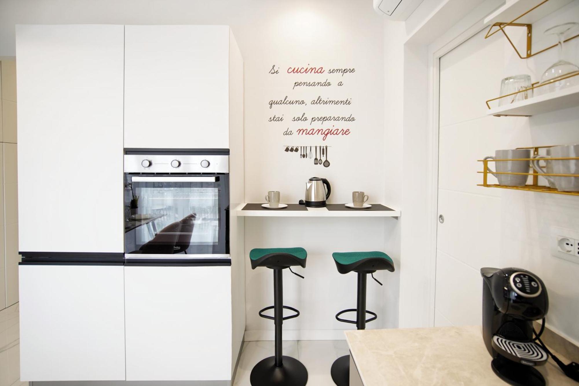Lux Center, 2camere, 2bagni, Train Station Smn