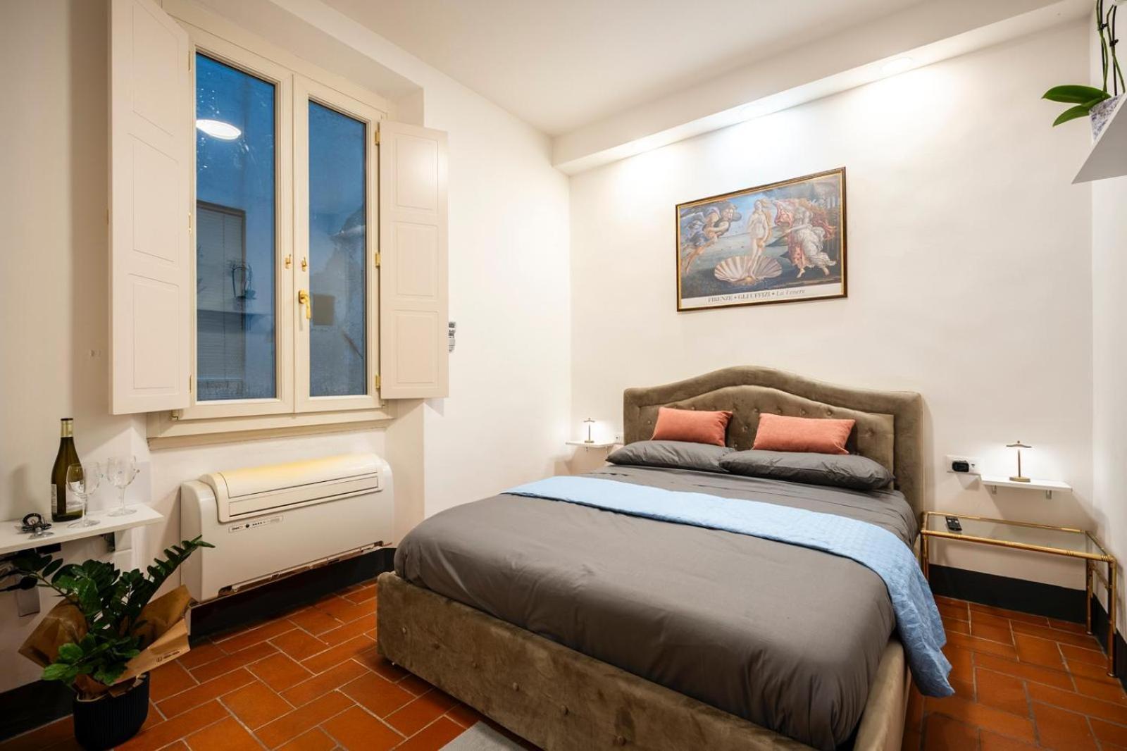 Venus Duomo Square Appartement *