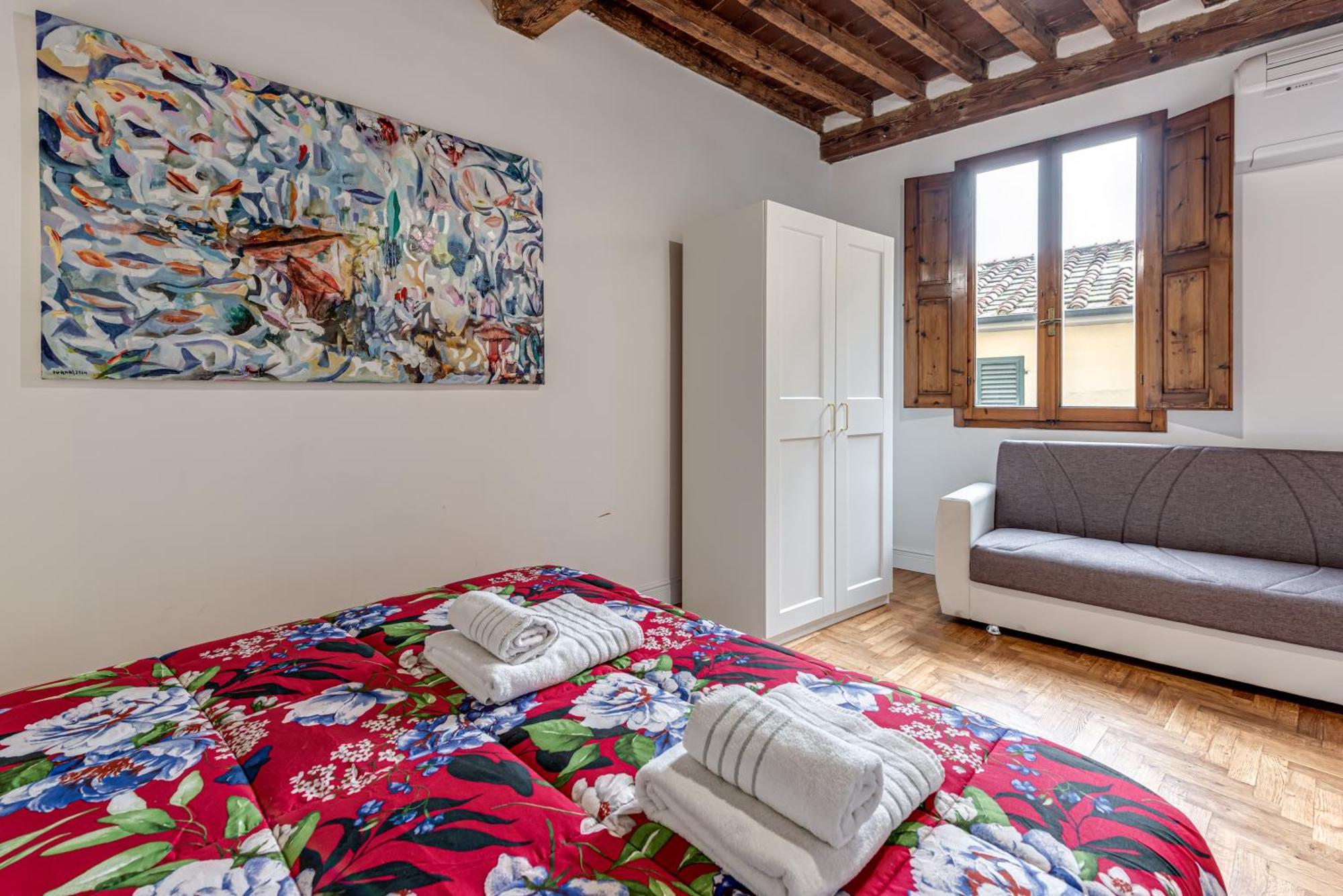 Irene And Elena House -