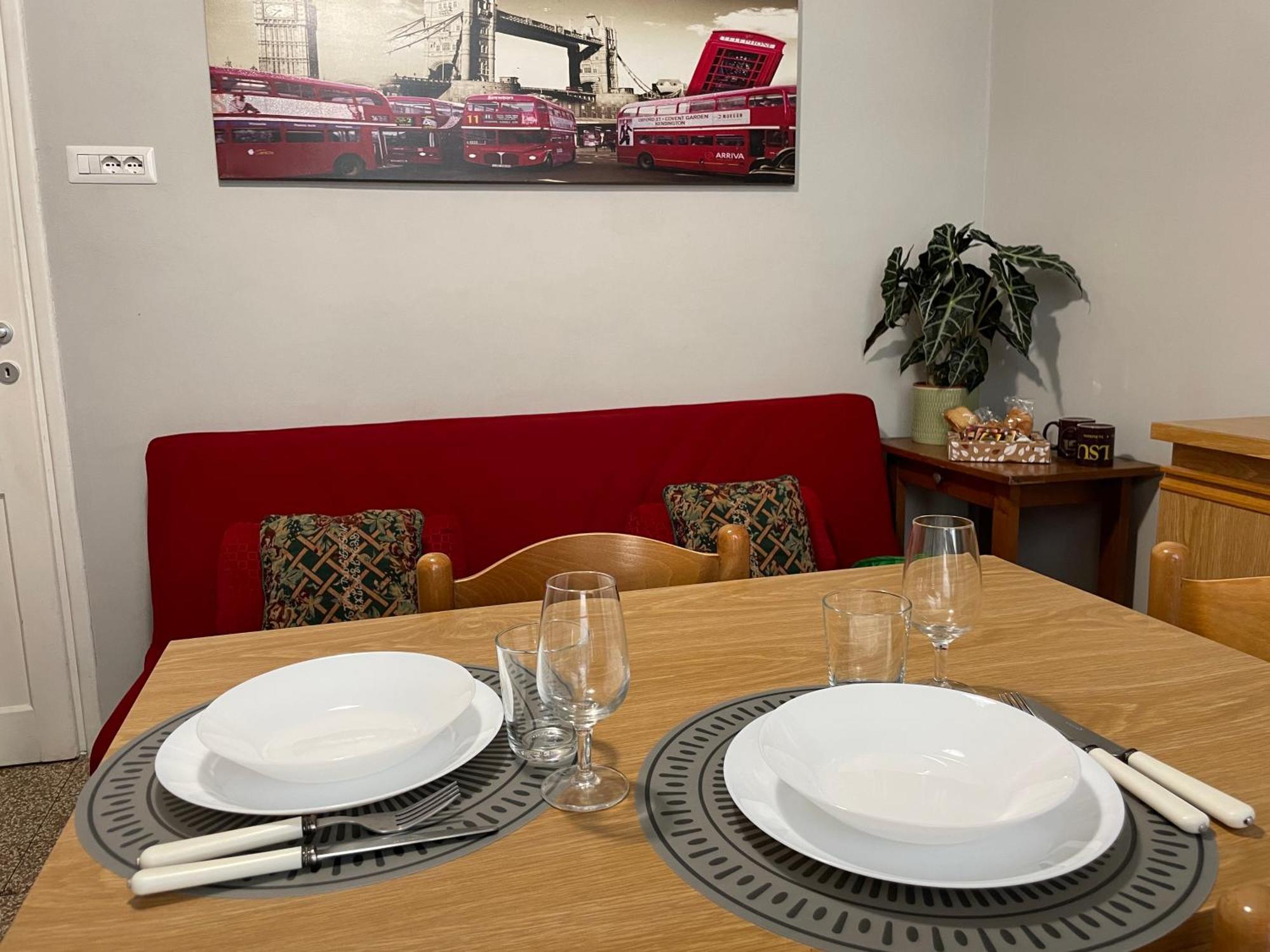 Middle Bridge Apartment