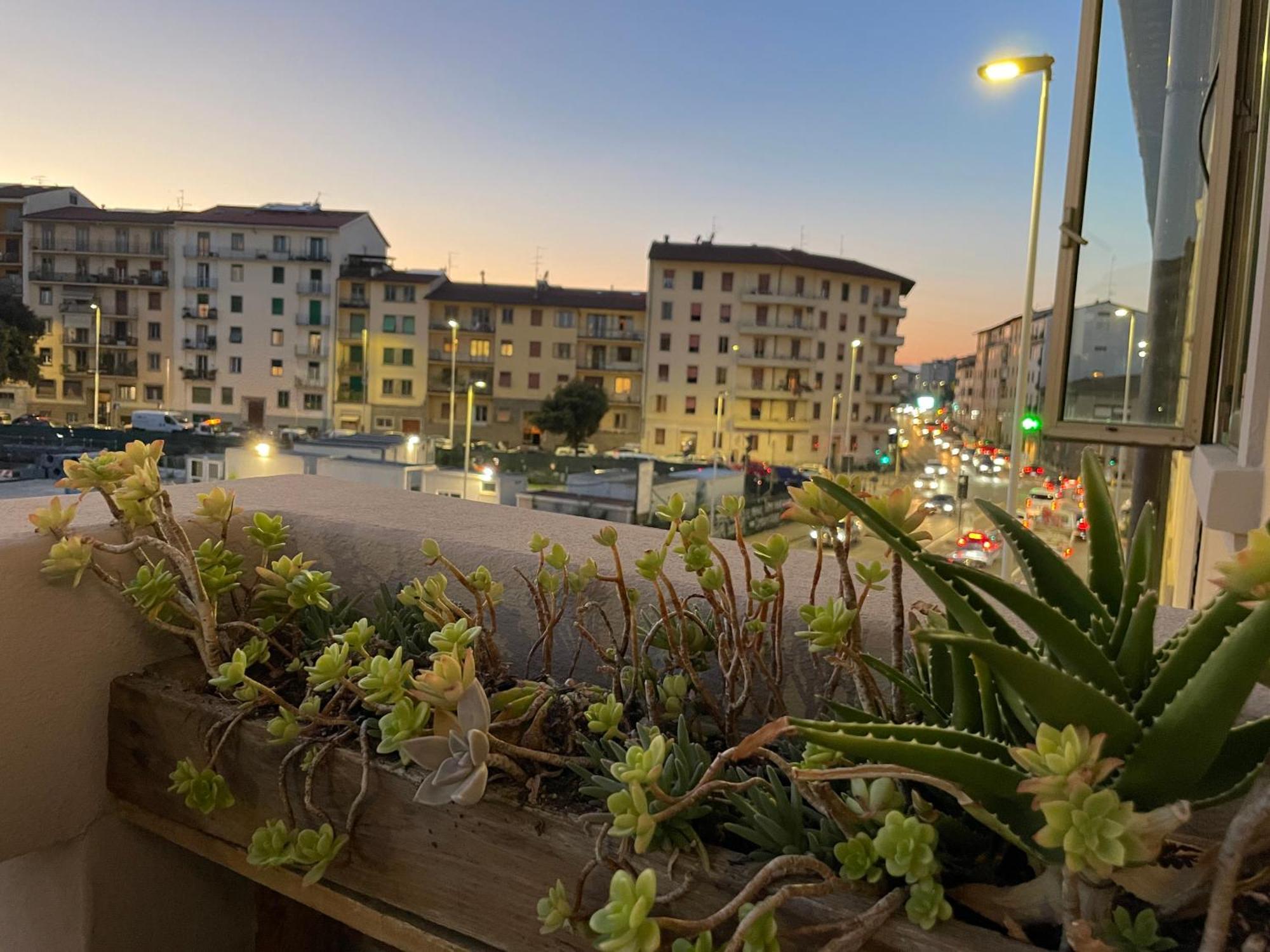 Middle Bridge Apartment *
