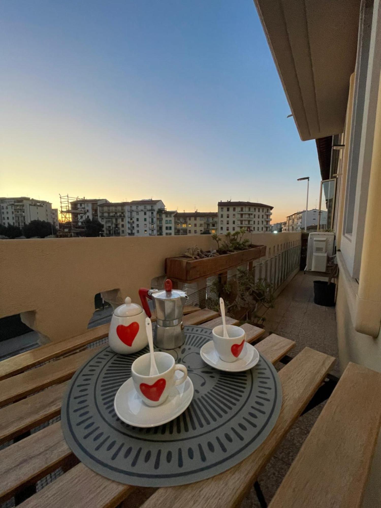 Middle Bridge Apartment
