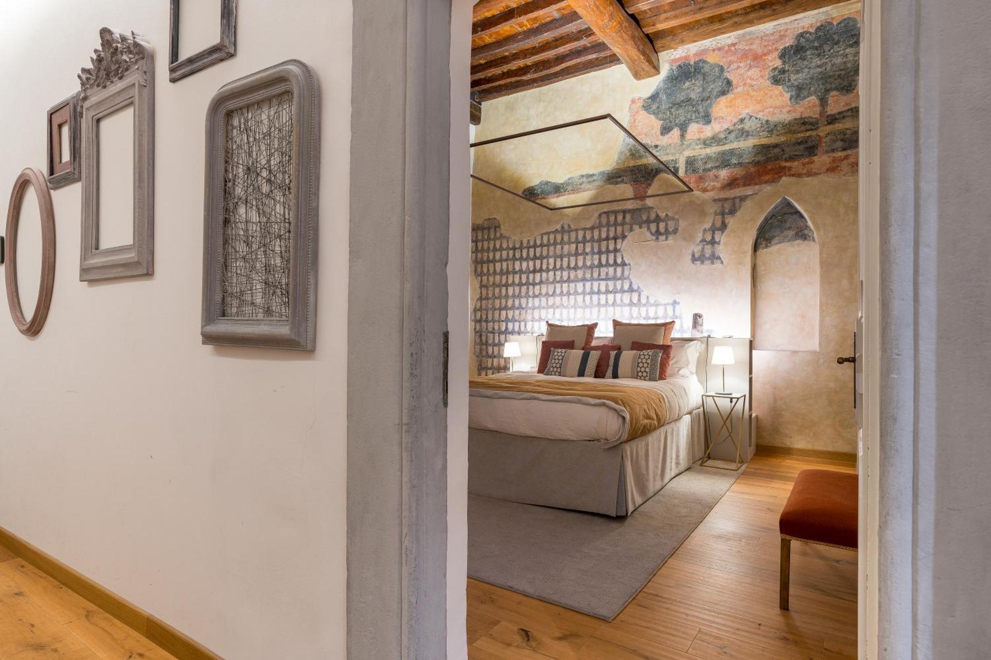 The Tornabuoni Palace Boutique Apartment Florence