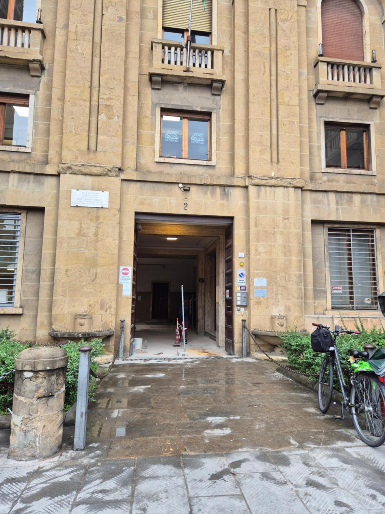 In Front Of The Train Station! Appartement *