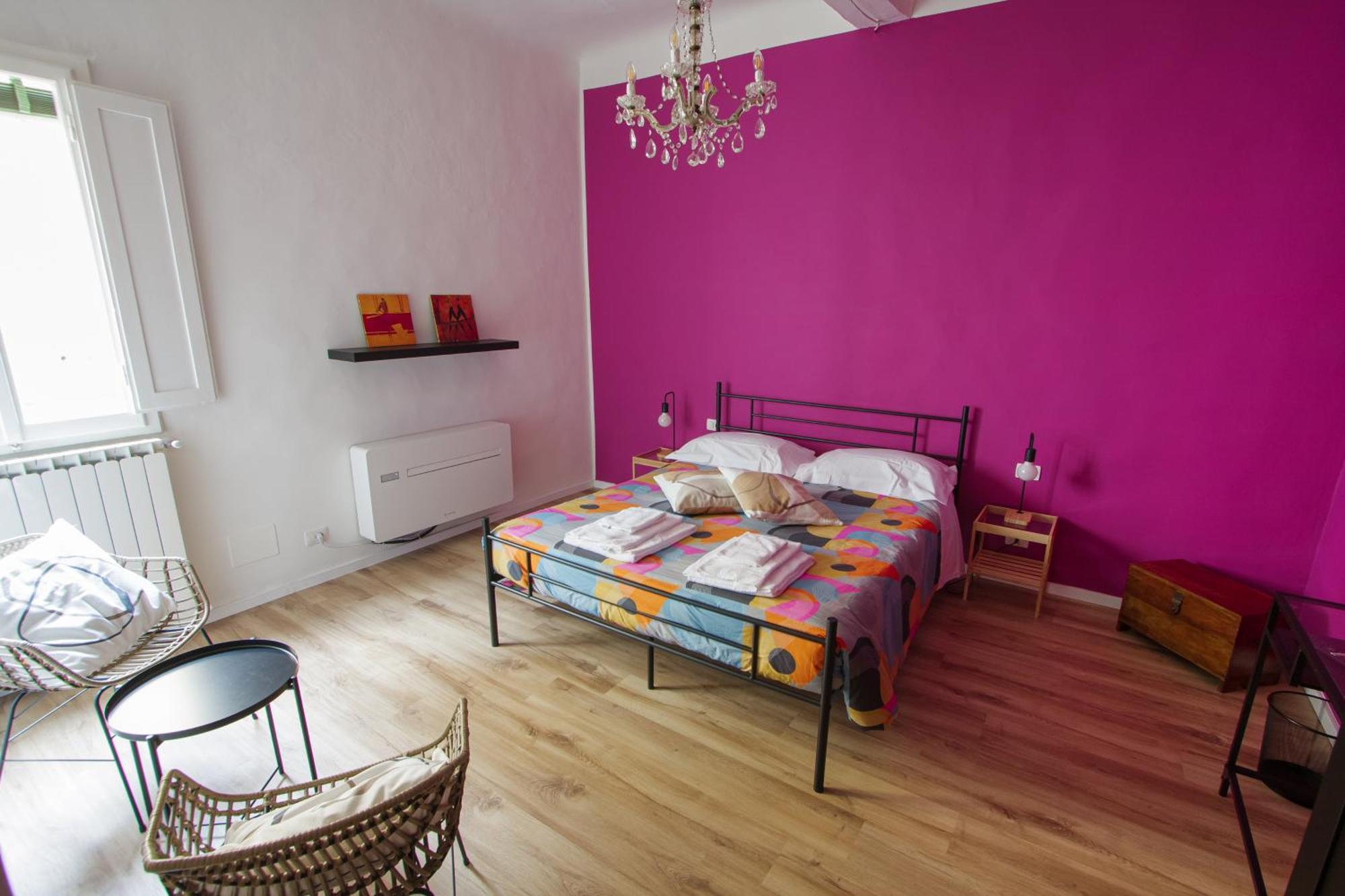 Santa Croce Rainbow Apartment *