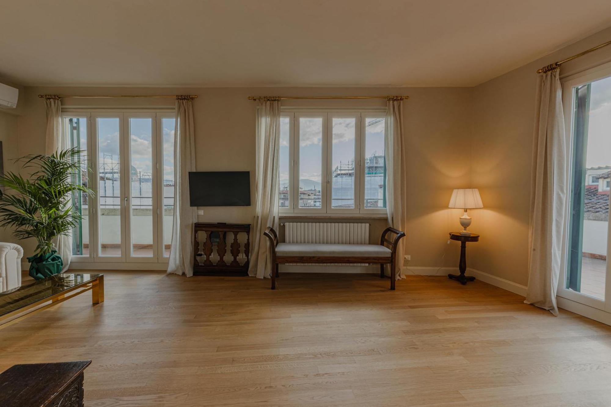 Antica Torre Tornabuoni 4*