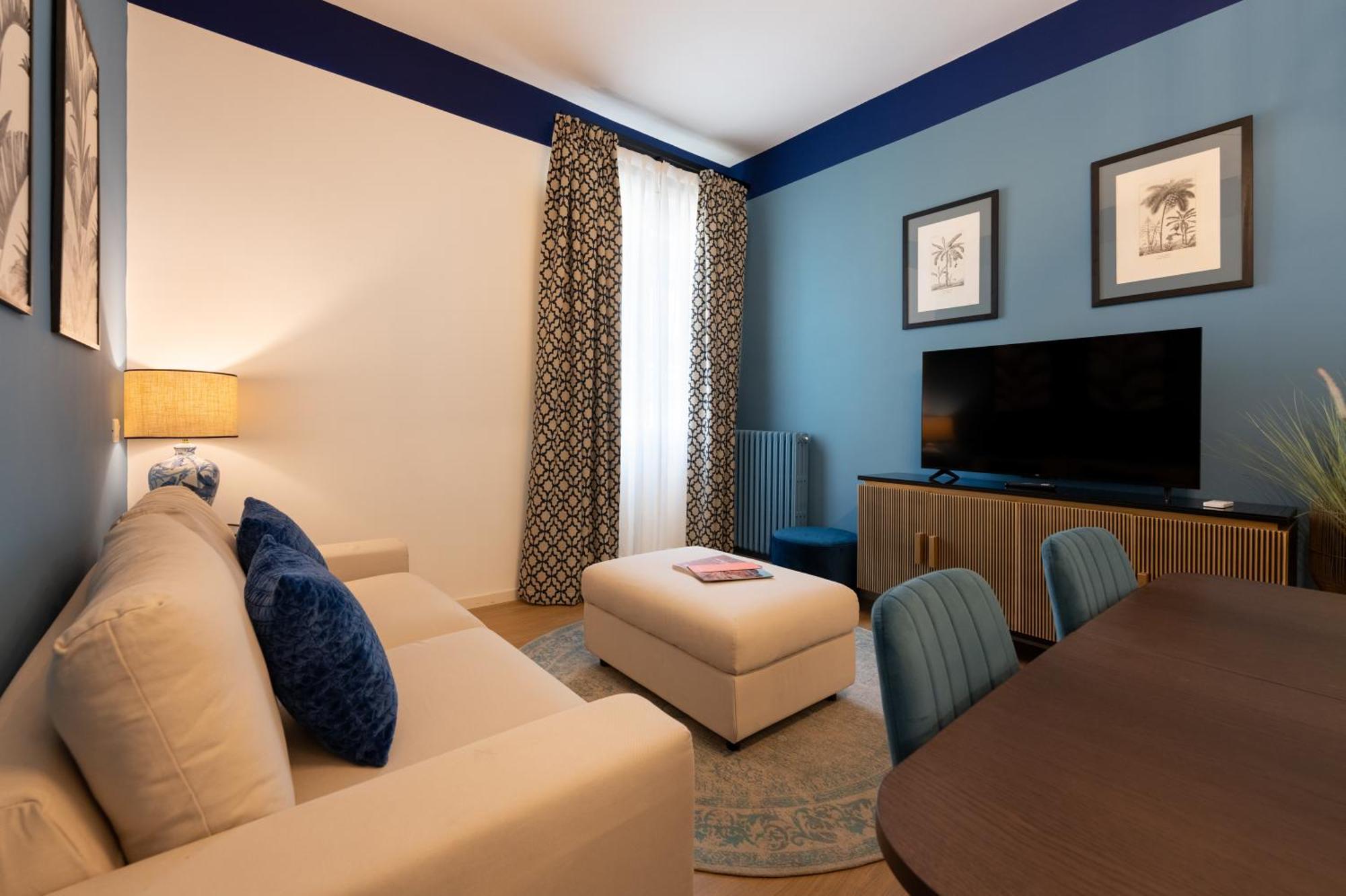 Via Taddeo Alderotti, 85 - Elegant In Careggi, Near Hospital, & Tram Morgagni - Charming Appartement *