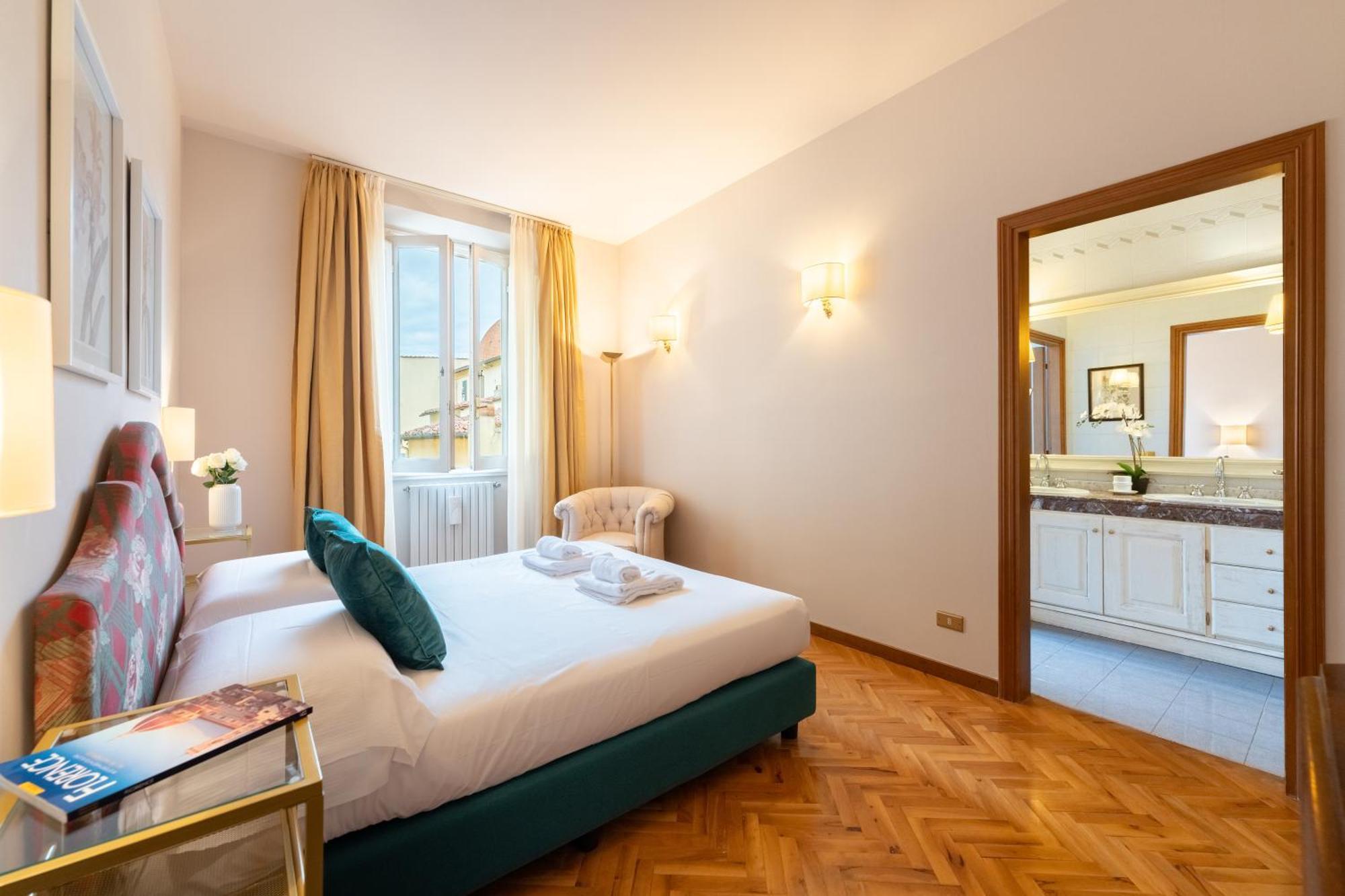 Appartement Via Panzani 16, 3th Floor - Antonella - Elegant & Spacious, 3-bedroom In Historic Center