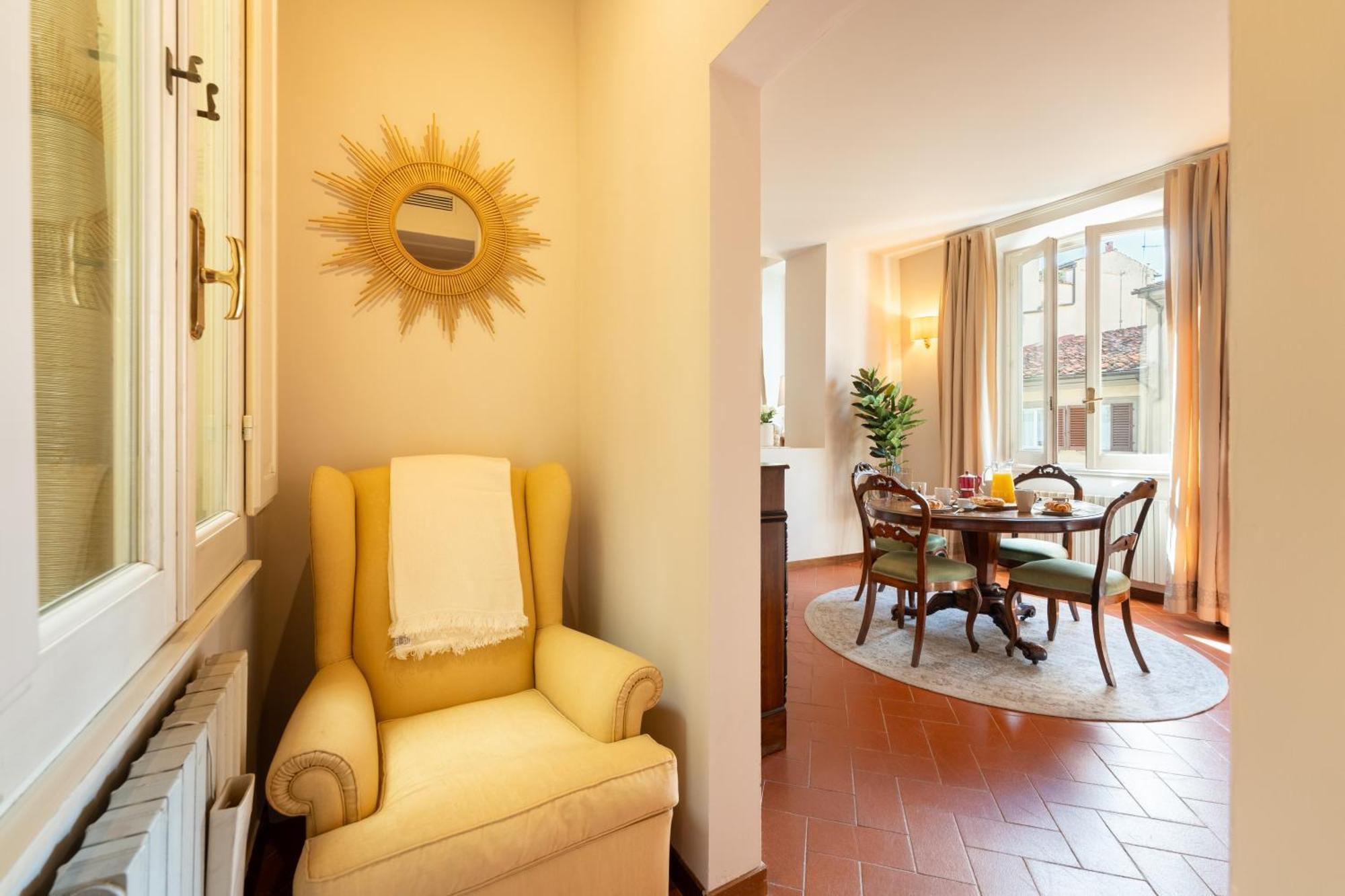 Via Panzani 16, 3th Floor - Antonella - Elegant & Spacious, 3-bedroom In Historic Center Appartement Florence