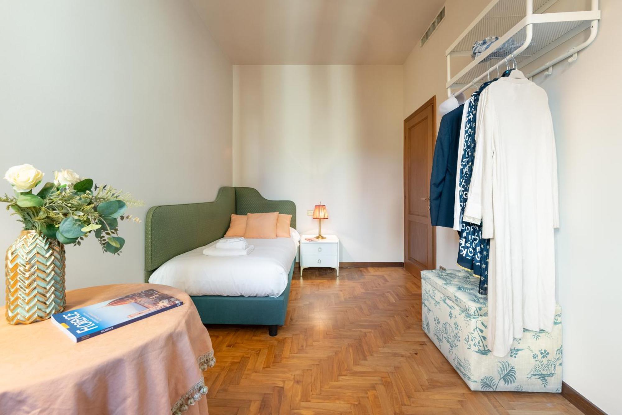 Appartement Via Panzani 16, 3th Floor - Antonella - Elegant & Spacious, 3-bedroom In Historic Center *