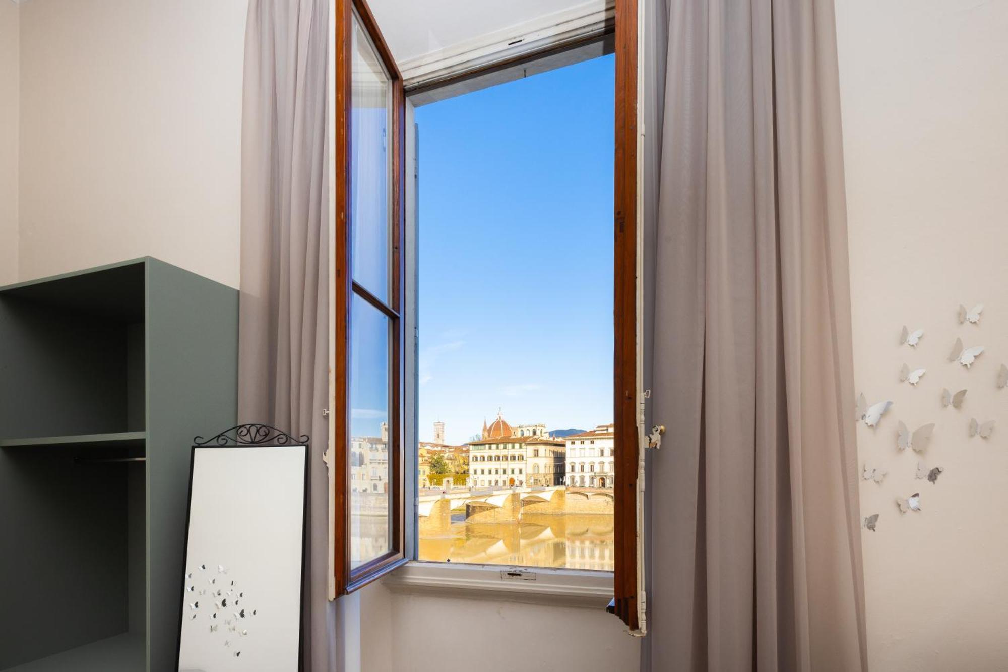 Panoramic 5 Min Ponte Vecchio And Center Apartment *
