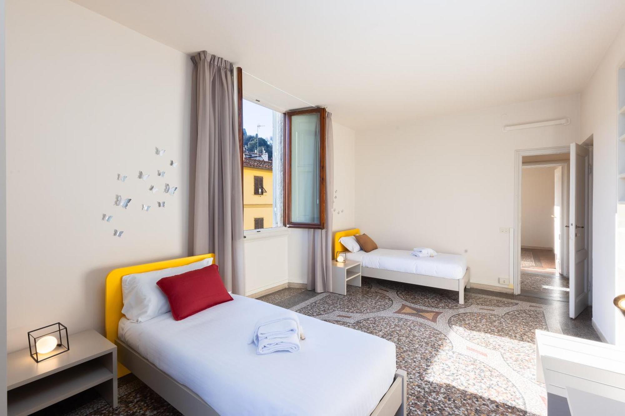 Panoramic 5 Min Ponte Vecchio And Center Apartment Florence