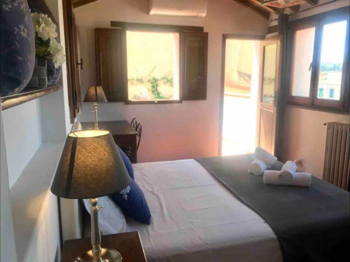 Apartment Palace Top Lovely City View And Private Parking