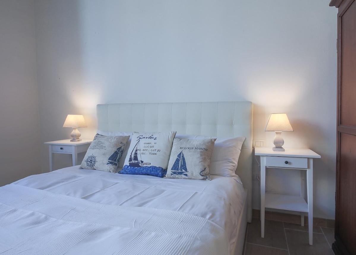 Palace Top Lovely City View And Private Parking Apartment