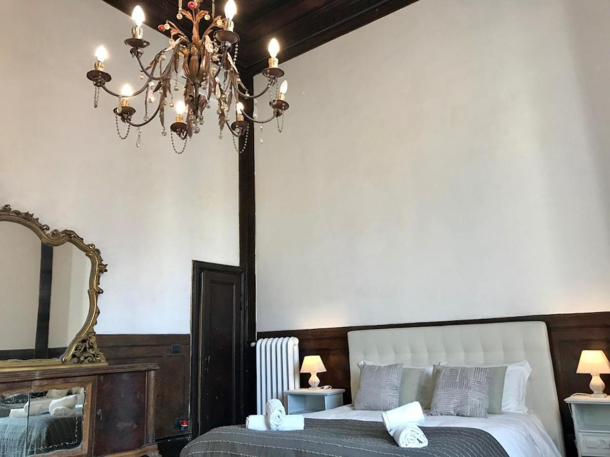 Apartment Palace Top Lovely City View And Private Parking