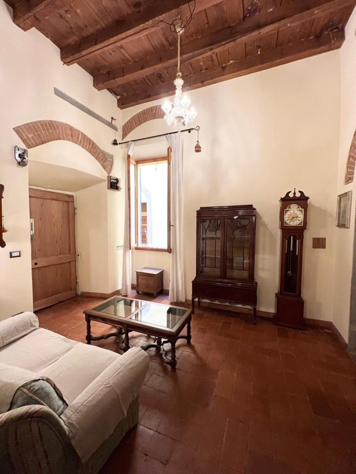 Apartment Traditional *