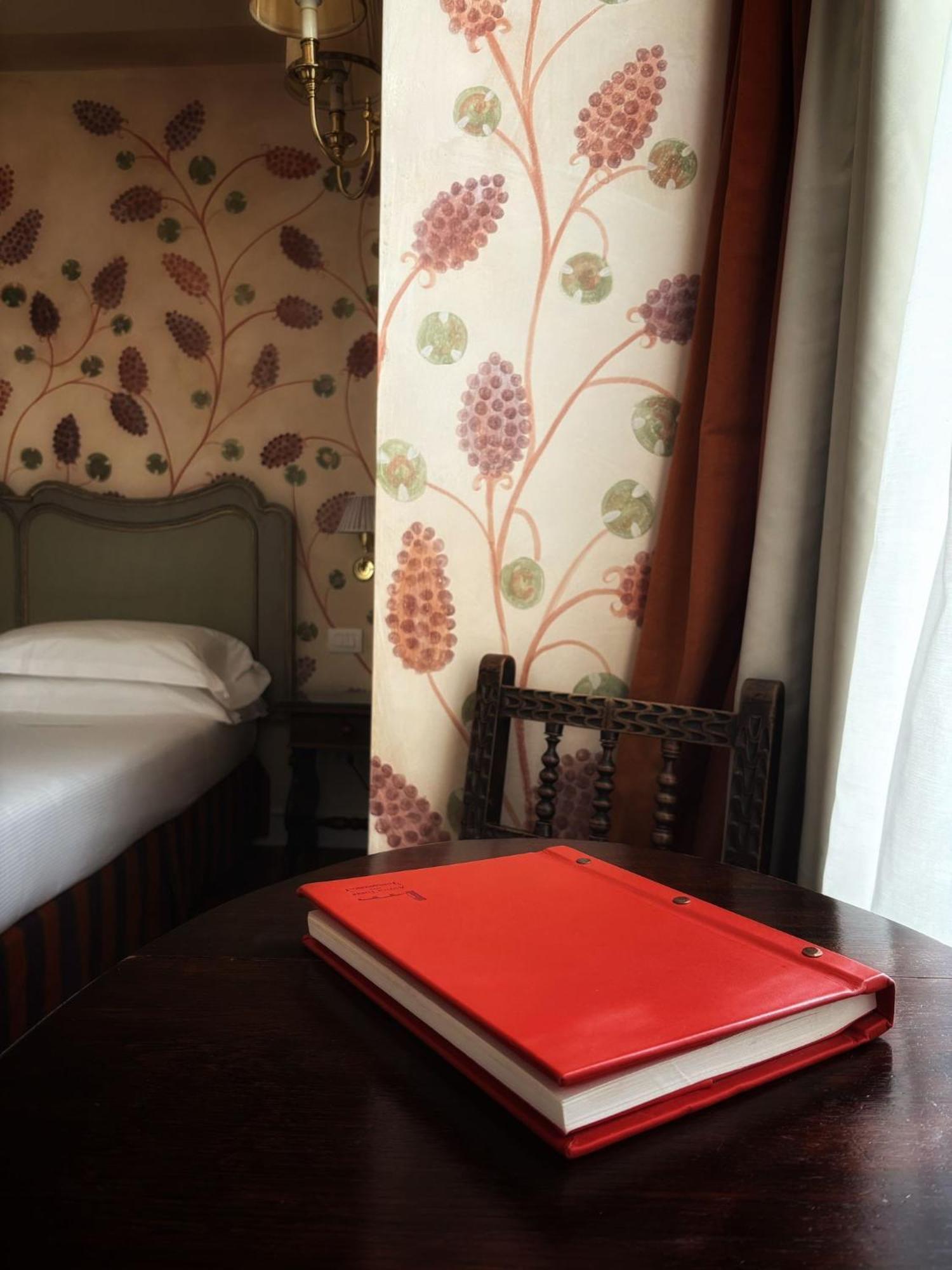 Bed & Breakfast Antica Torre Tornabuoni 4*