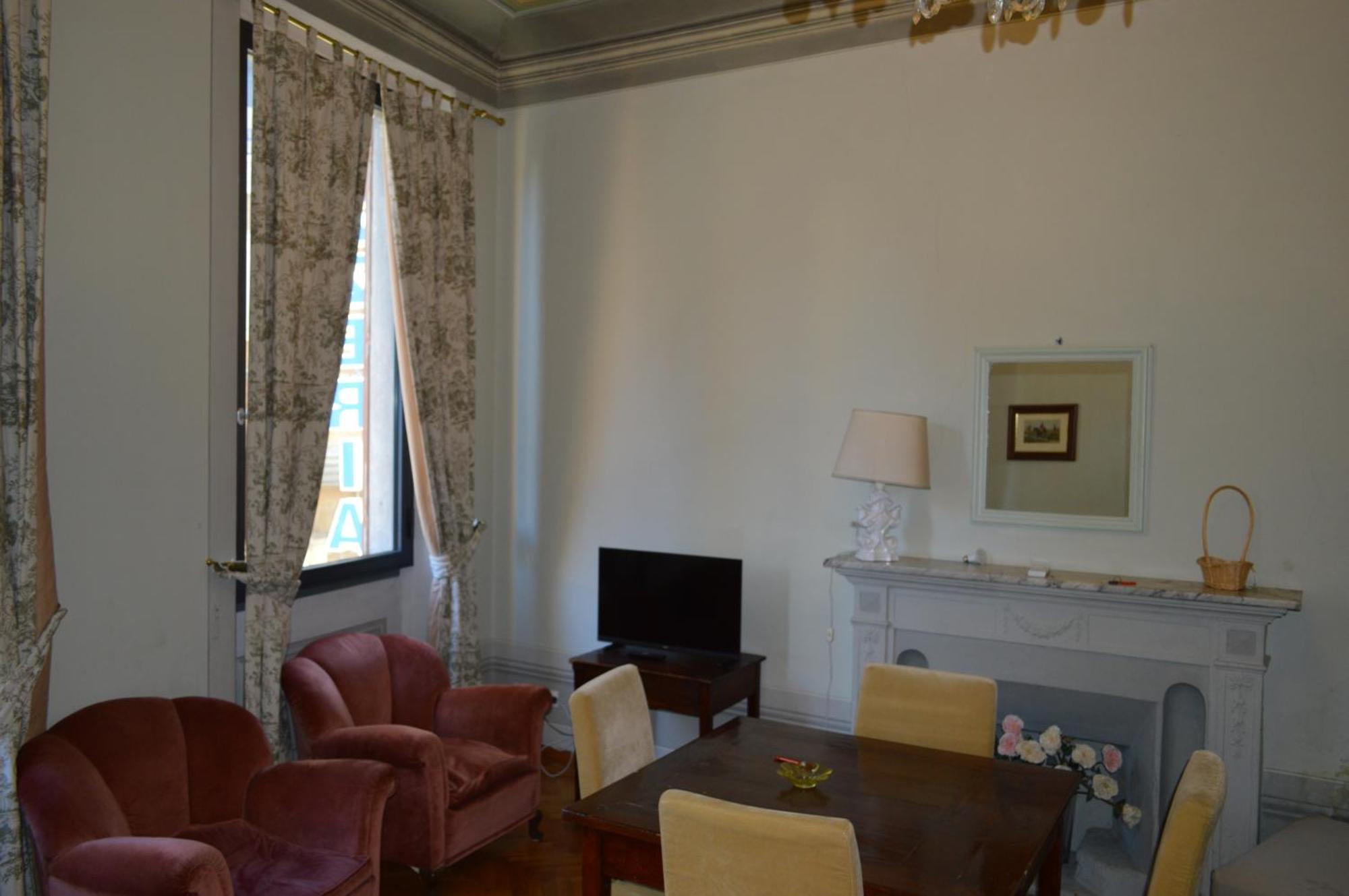 Palazzo Bianchini Apartment