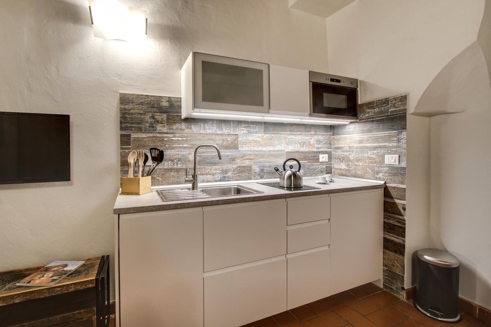 Apartment Pilastri Near Santa Croce
